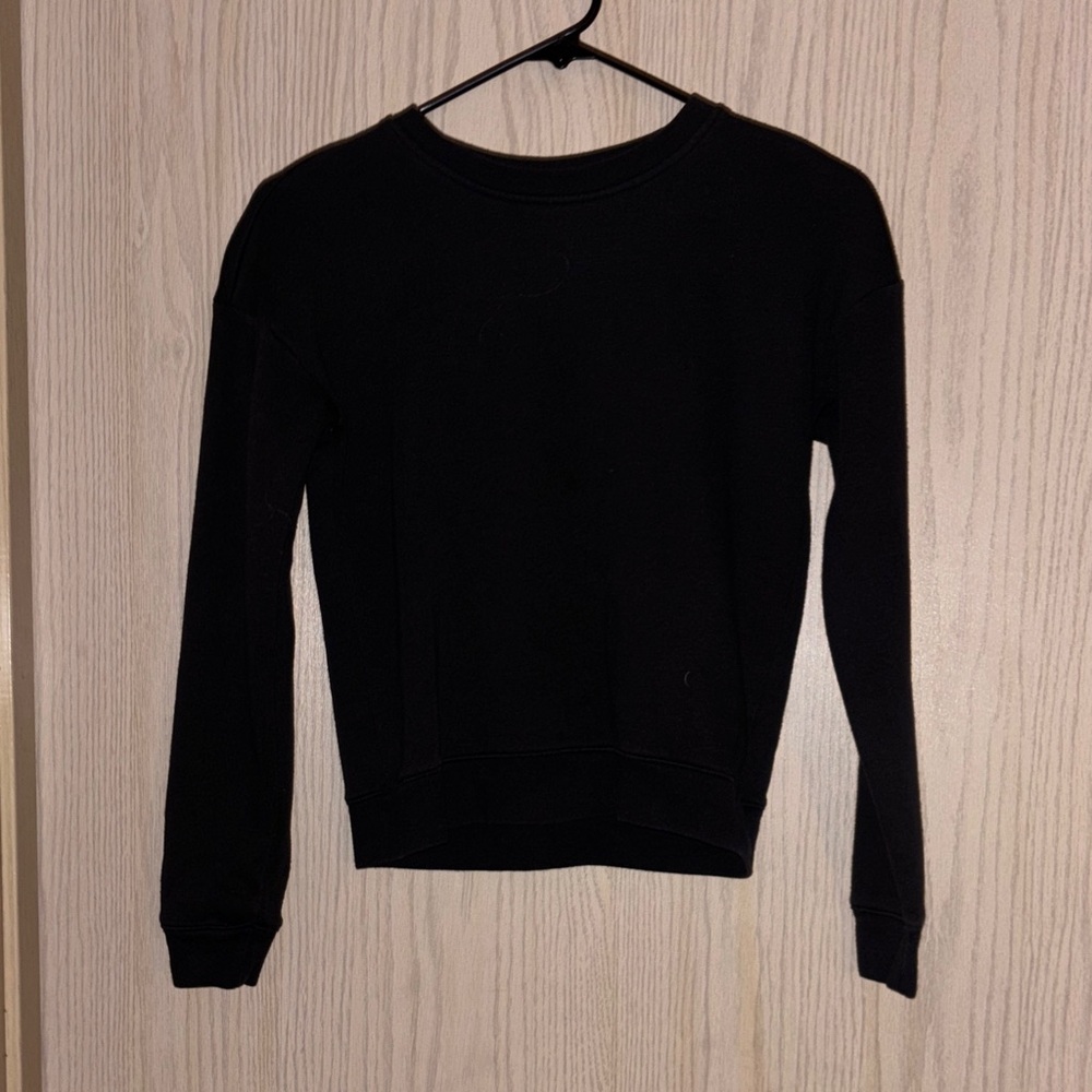 Plain Black Crewneck